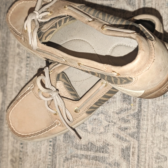 Sperry shoes - Picture 1 of 2